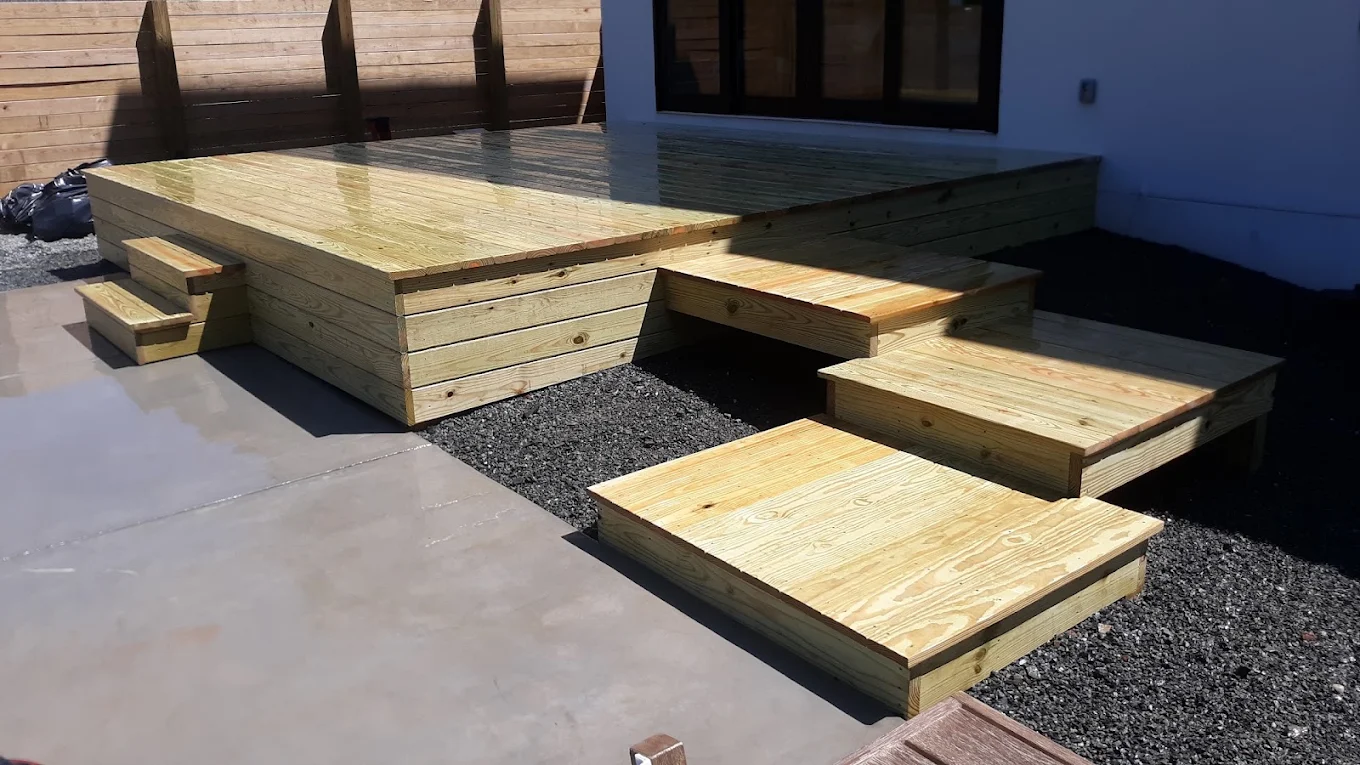 Modern platform deck with floating steps